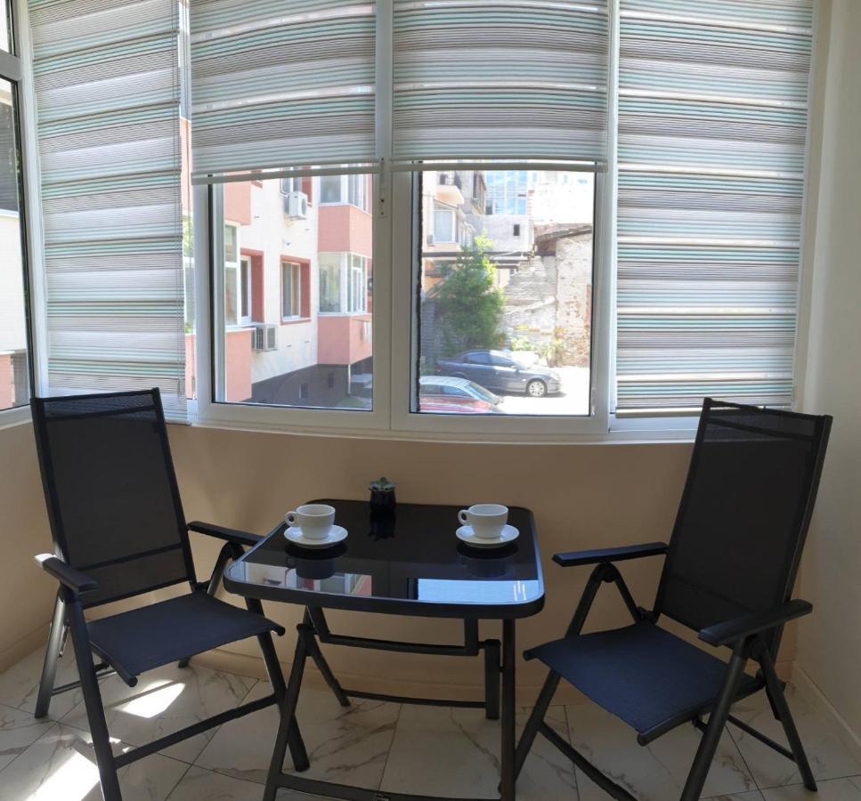 Apartment The Room 부르가스 외부 사진